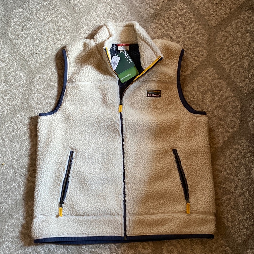 LL Bean Sherpa vest